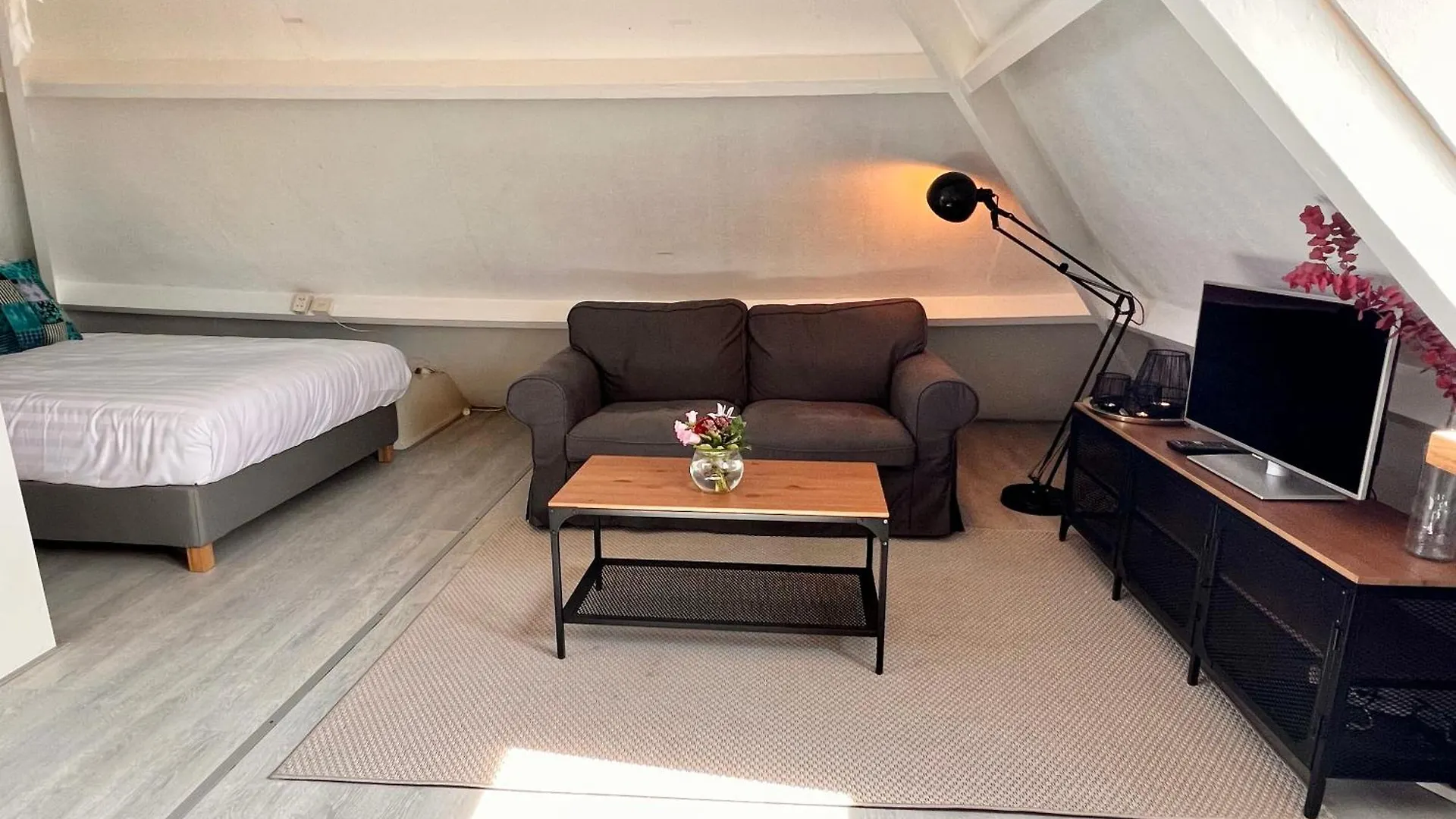 Church Square Studio Zandvoort 0*,  Niederlande